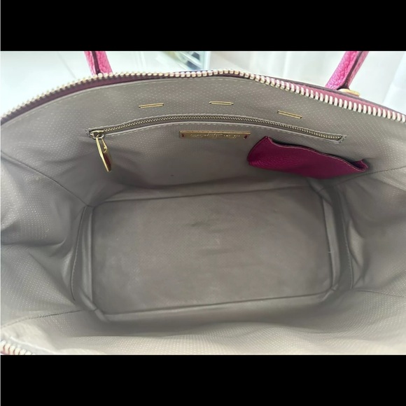 Limited Edition VBH Brera Handbag First Edition 127/300 in Fuscia Pink. - Picture 5 of 16